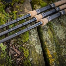 Kaprový prut Wychwood Extremis Full Cork 360cm/3.5lb/2 díl