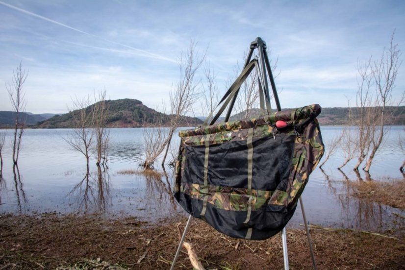 Giants fishing Vážící sak plovoucí Weigh Sling Floating Luxury Camo XL