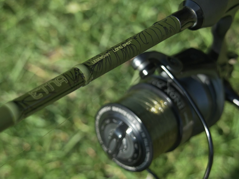 Delphin ETNA Camo LongSHOT+ 385cm/3.5lbs/2 diely