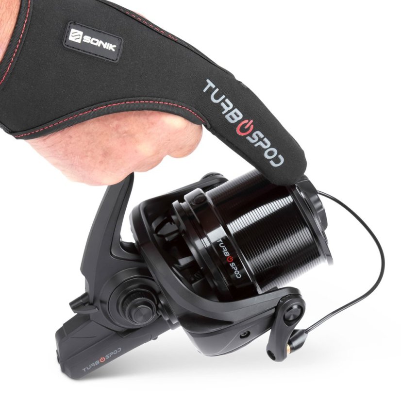 Sonik Naviják Turbospod 14000 + Chránič prstu